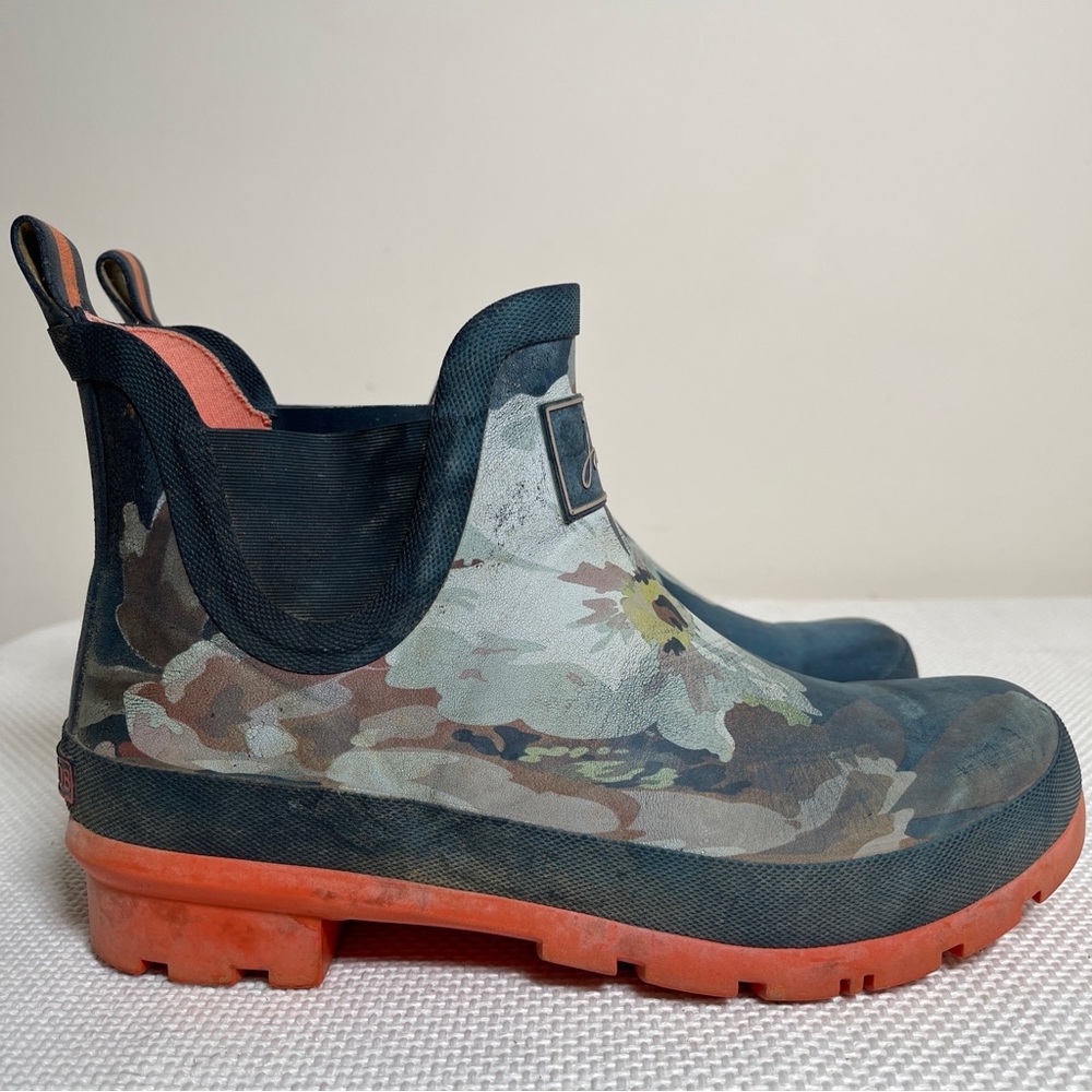 Joules welibob Green floral rain boots size 7-8